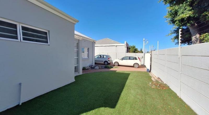 4 Bedroom Property for Sale in Vasco Estate Western Cape